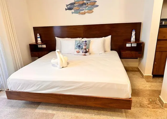 Itzamna Deluxe Con Jacuzzi Apartment *